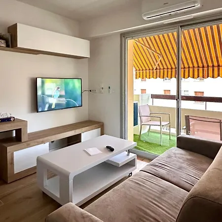 Kialeo Près De La Avec Parking Voiture *