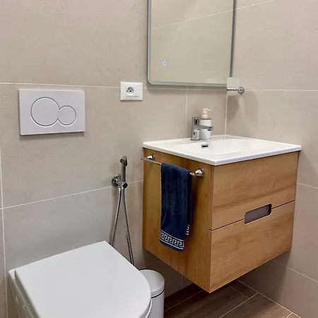 Kialeo Près De La Avec Parking Voiture