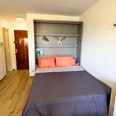 Kialeo Près De La Avec Parking Voiture *